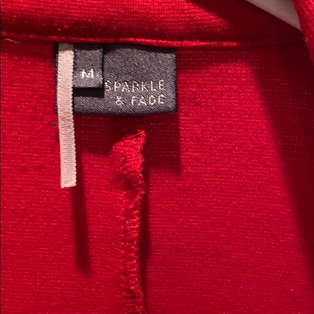 Blazer - Picture 2 of 4